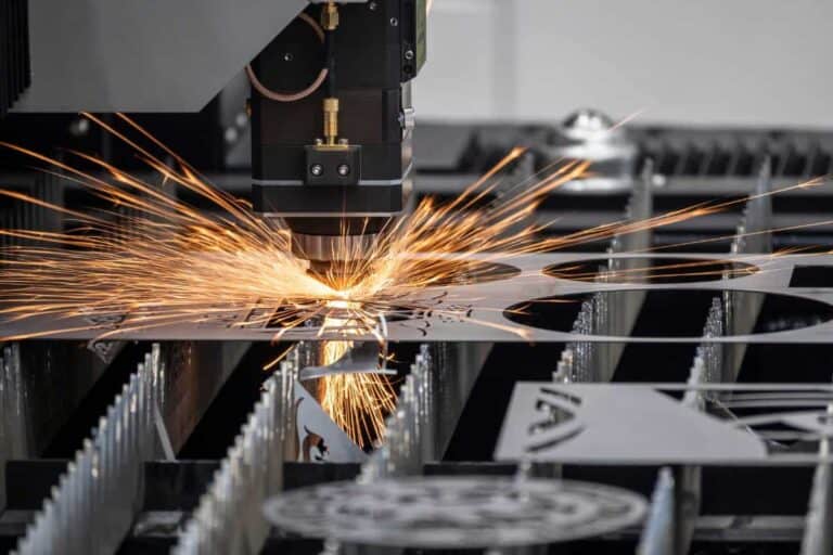 Fiberlaser vs. CO₂-lasersnijden